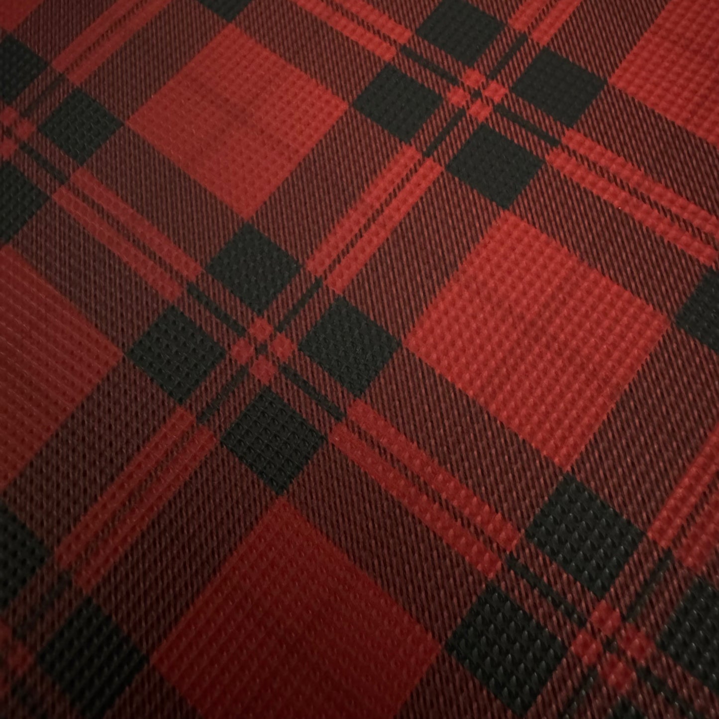 Textured Tartan Vinyl - Red- TTR- 30x130cm